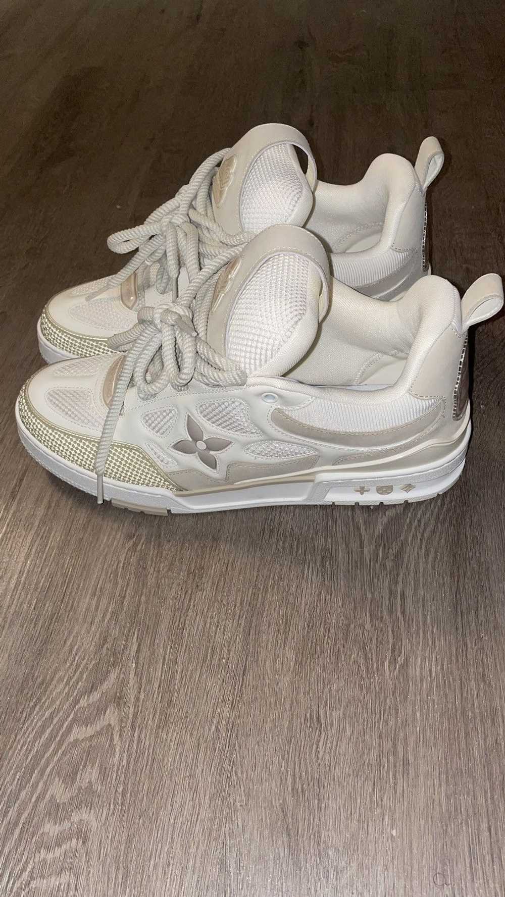 Louis Vuitton White/Cream Louis Vuitton sneakers - image 2