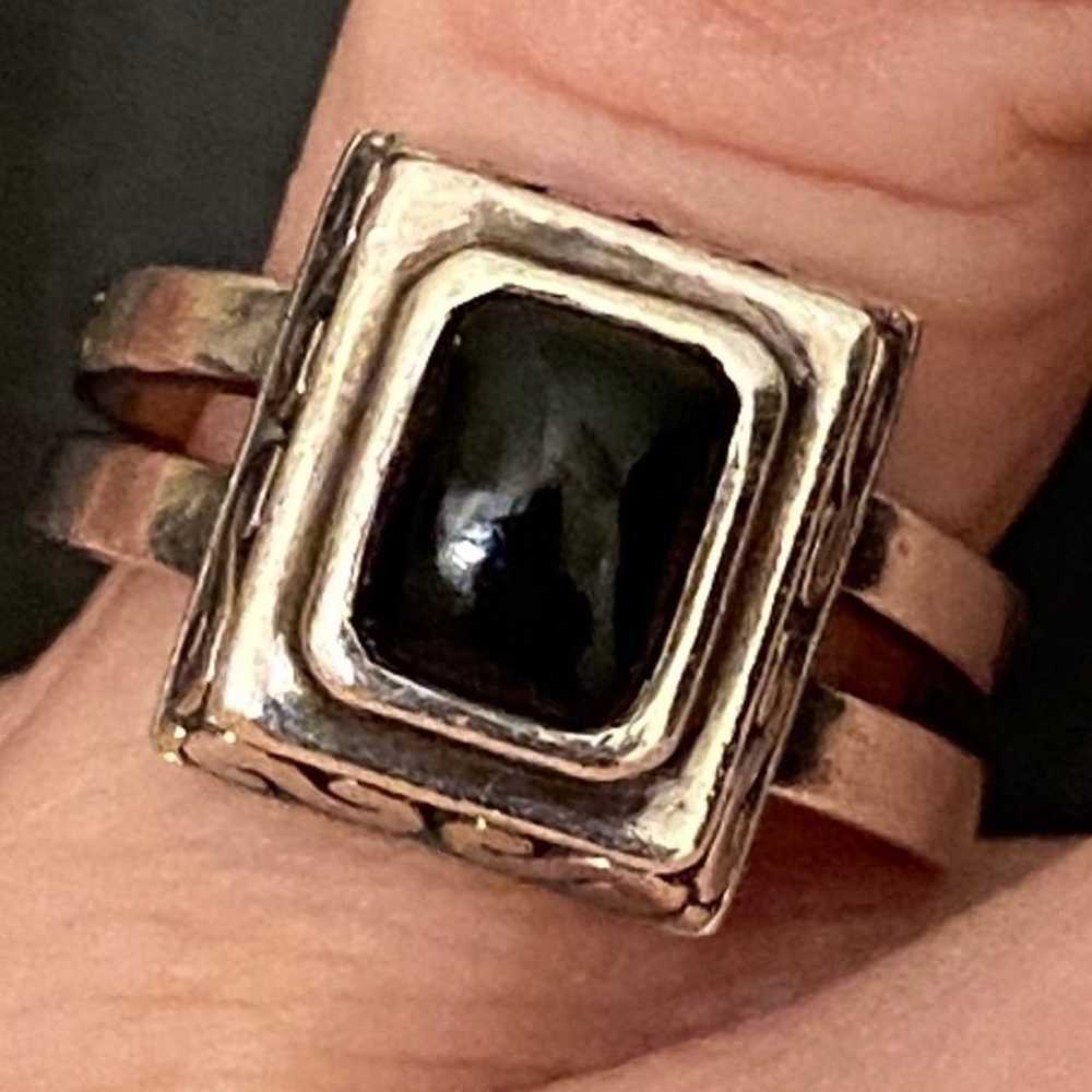 Unique Vintage Sterling Spinel Cabochon Ring 7.35 - image 5