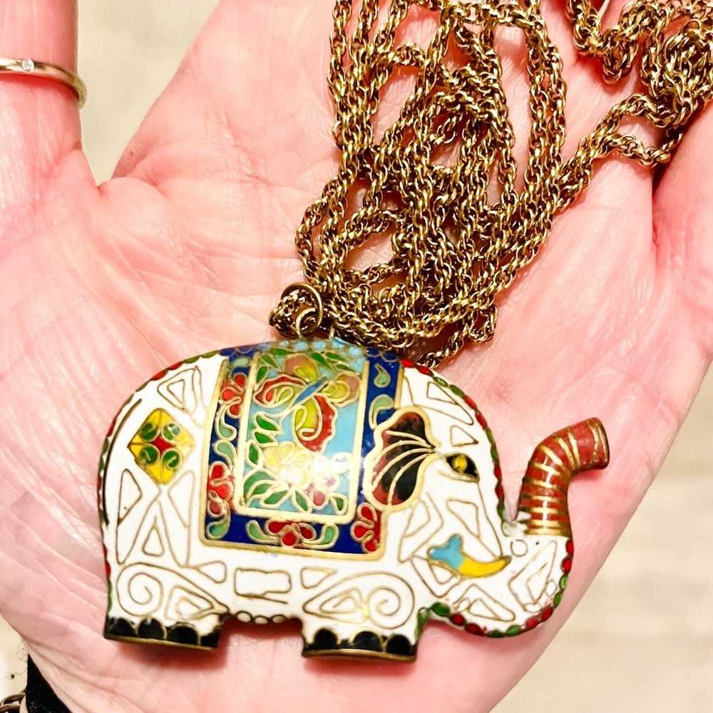 VINTAGE Lucky Chinese Cloisonné Elephant Pendant … - image 2