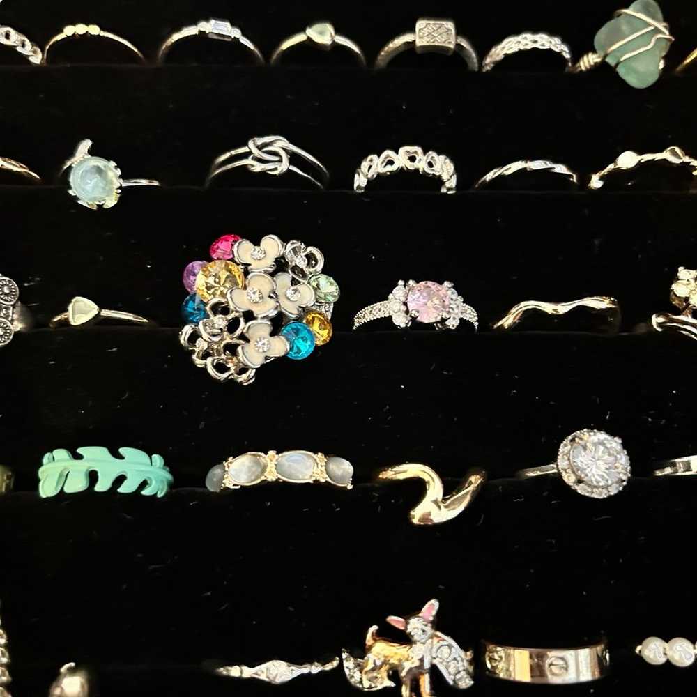 Huge lot of Fashion / Costume / Cocktail Rings  o… - image 6