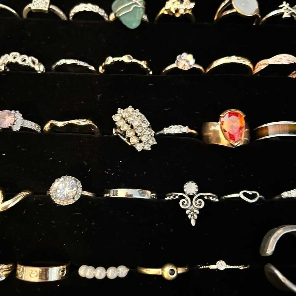 Huge lot of Fashion / Costume / Cocktail Rings  o… - image 7