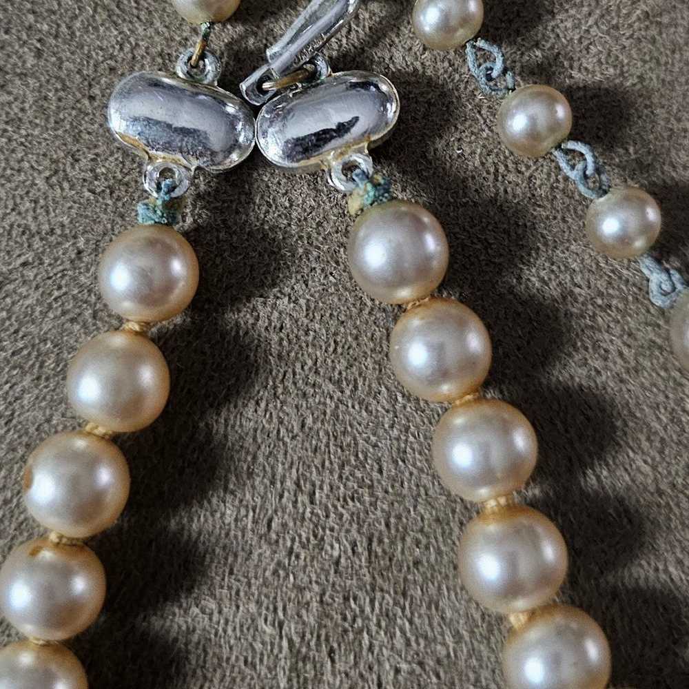 Vintage Faux Pearl Choker Necklace and screw back… - image 4