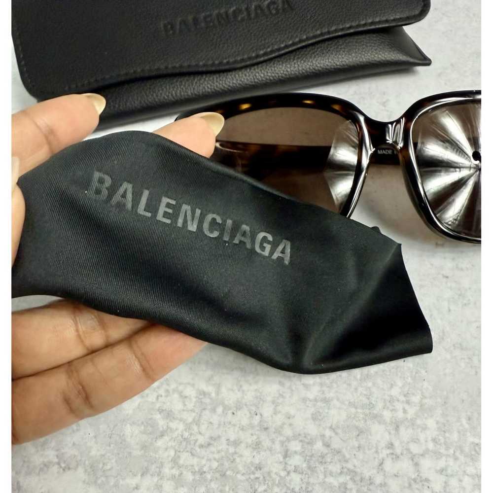 Balenciaga Paris D-Frame sunglasses - image 6