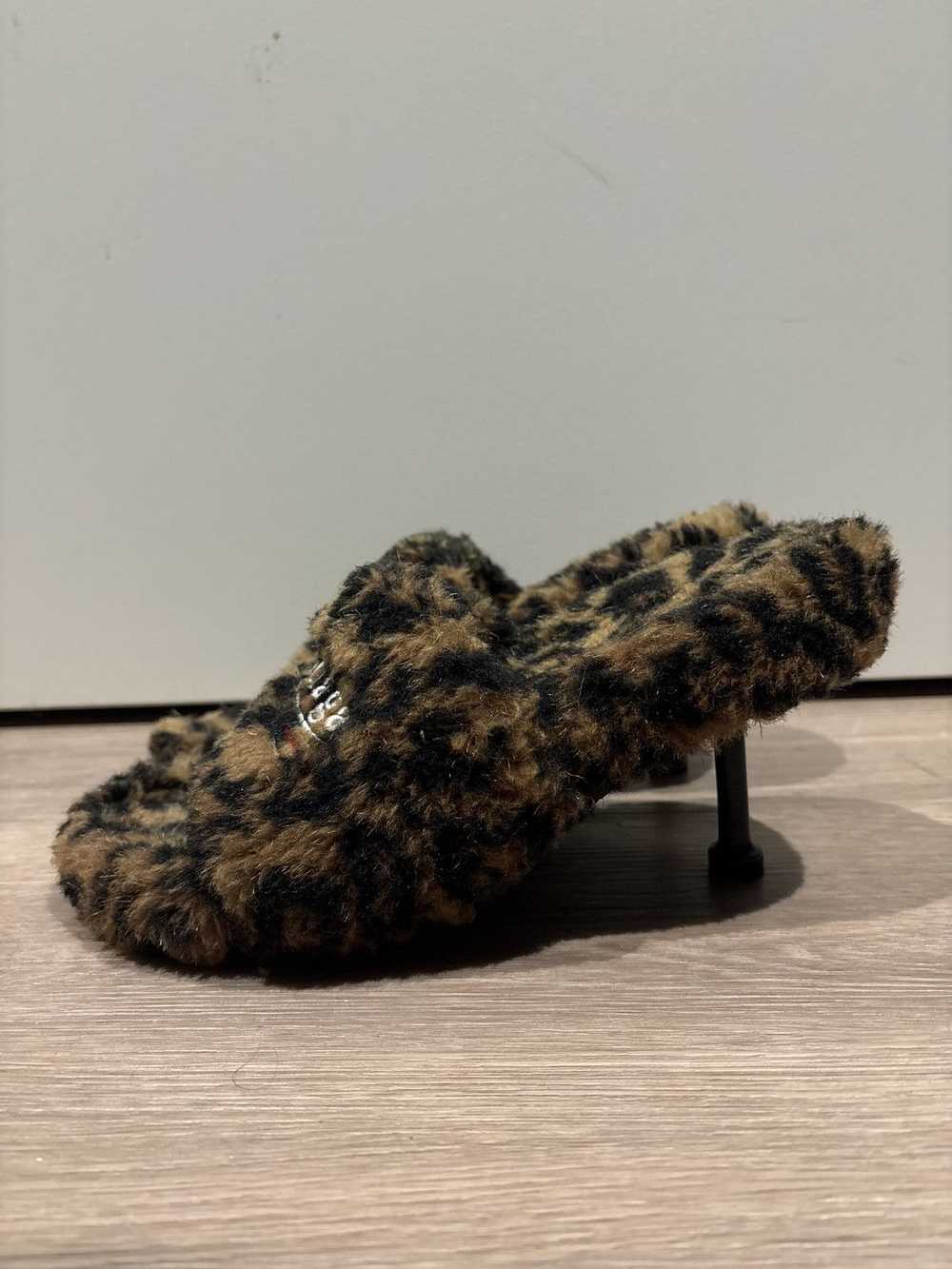 Balenciaga Balenciaga leopard print fur heels - image 1