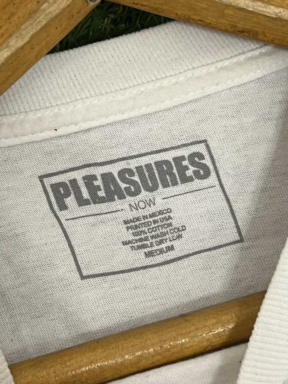 Pleasures × Streetwear RARE DS 2018 Pleasures Dig… - image 7