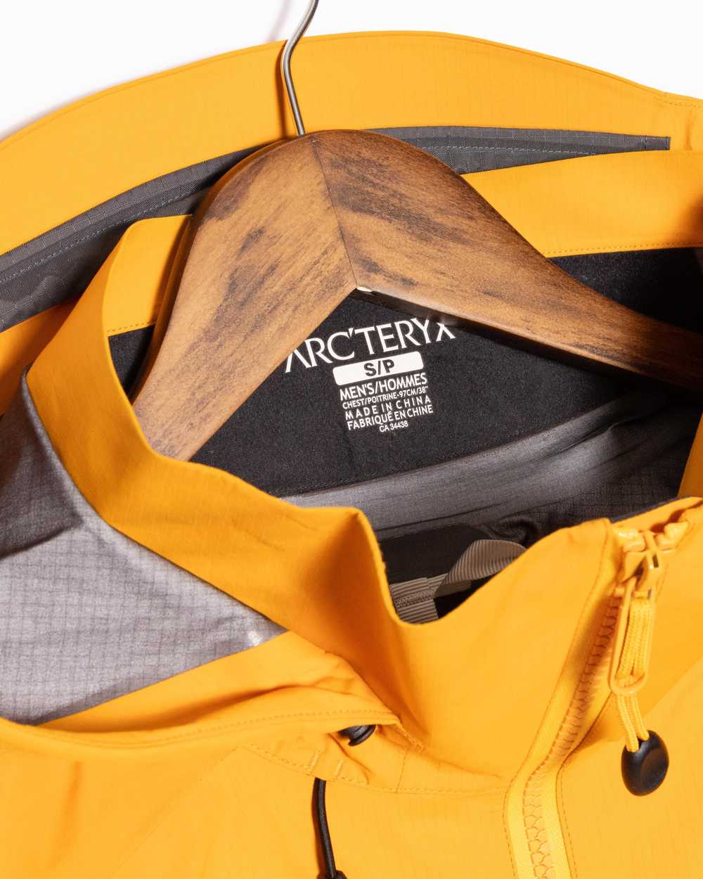 Arc'Teryx Arcteryx Yellow Beta Ar small - image 4