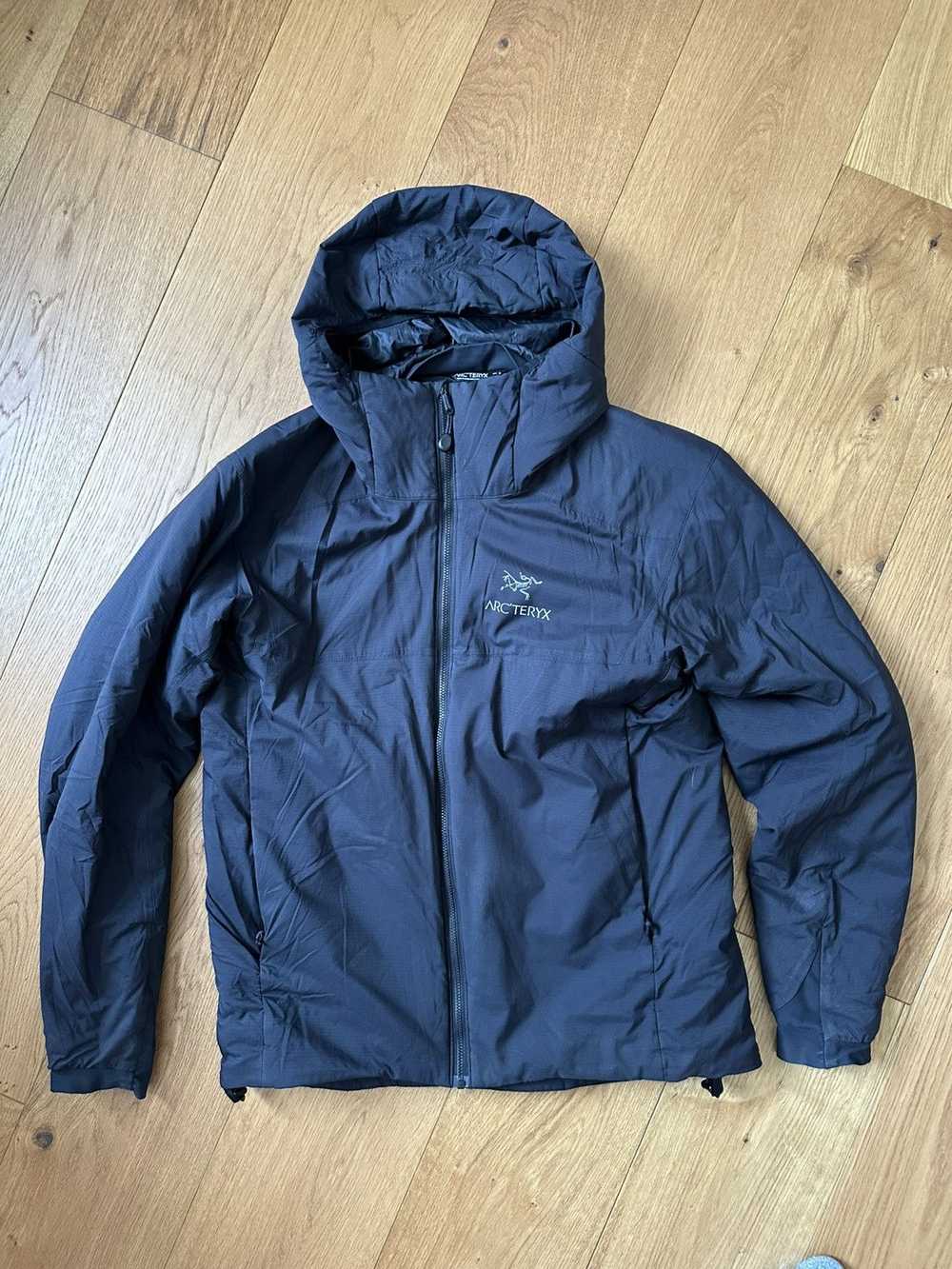 Arc'Teryx Arc'teryx Atom AR Hoody Jacket Medium - image 1