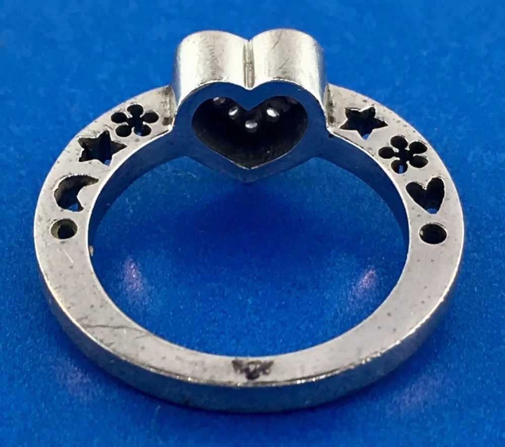 CUTE 18k White Gold & Diamond Heart Ring Circa 19… - image 2