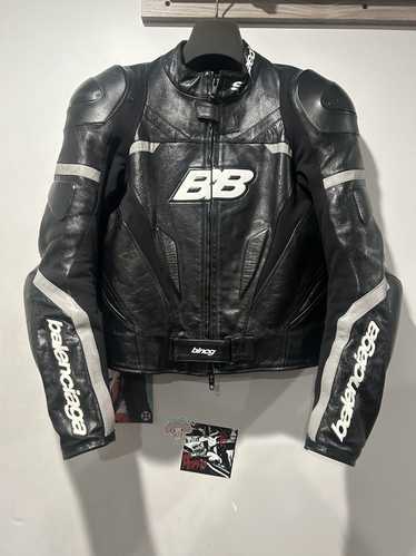 ジャケット・アウター Balenciaga 19ss moto riders jacket BALENCIAGA SS19 BUFFALO LEATHER LOGO RIDER JACKET The