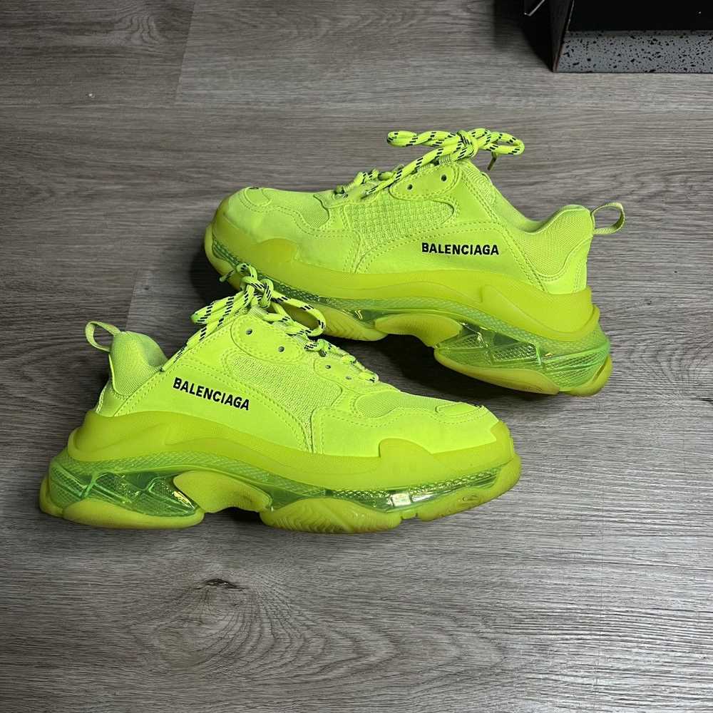 Balenciaga Balenciaga Triple S Green Women’s Snea… - image 2