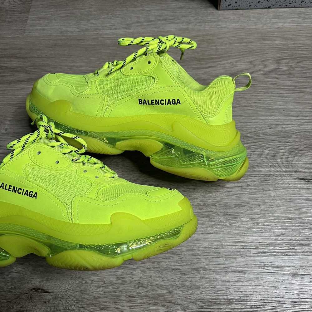 Balenciaga Balenciaga Triple S Green Women’s Snea… - image 4