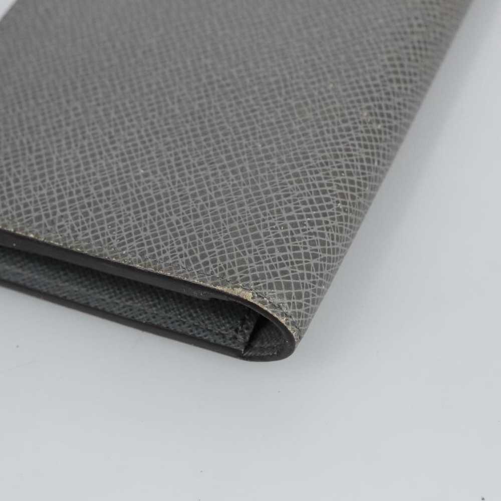 Louis Vuitton Brazza Grey Leather Wallet (Pre-Own… - image 10