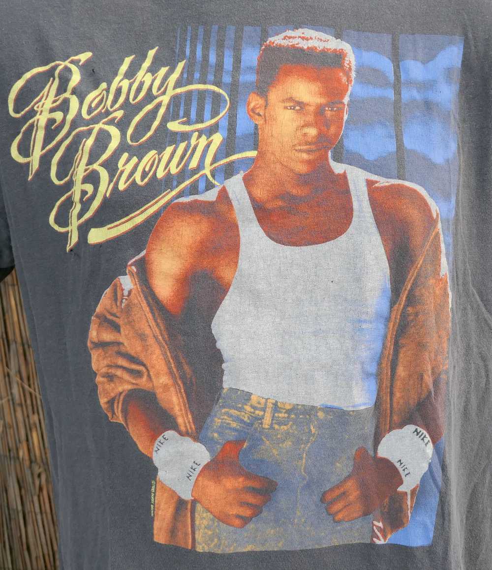 Vintage 80's Vintage 1988 BOBBY BROWN T Shirt Lar… - image 1