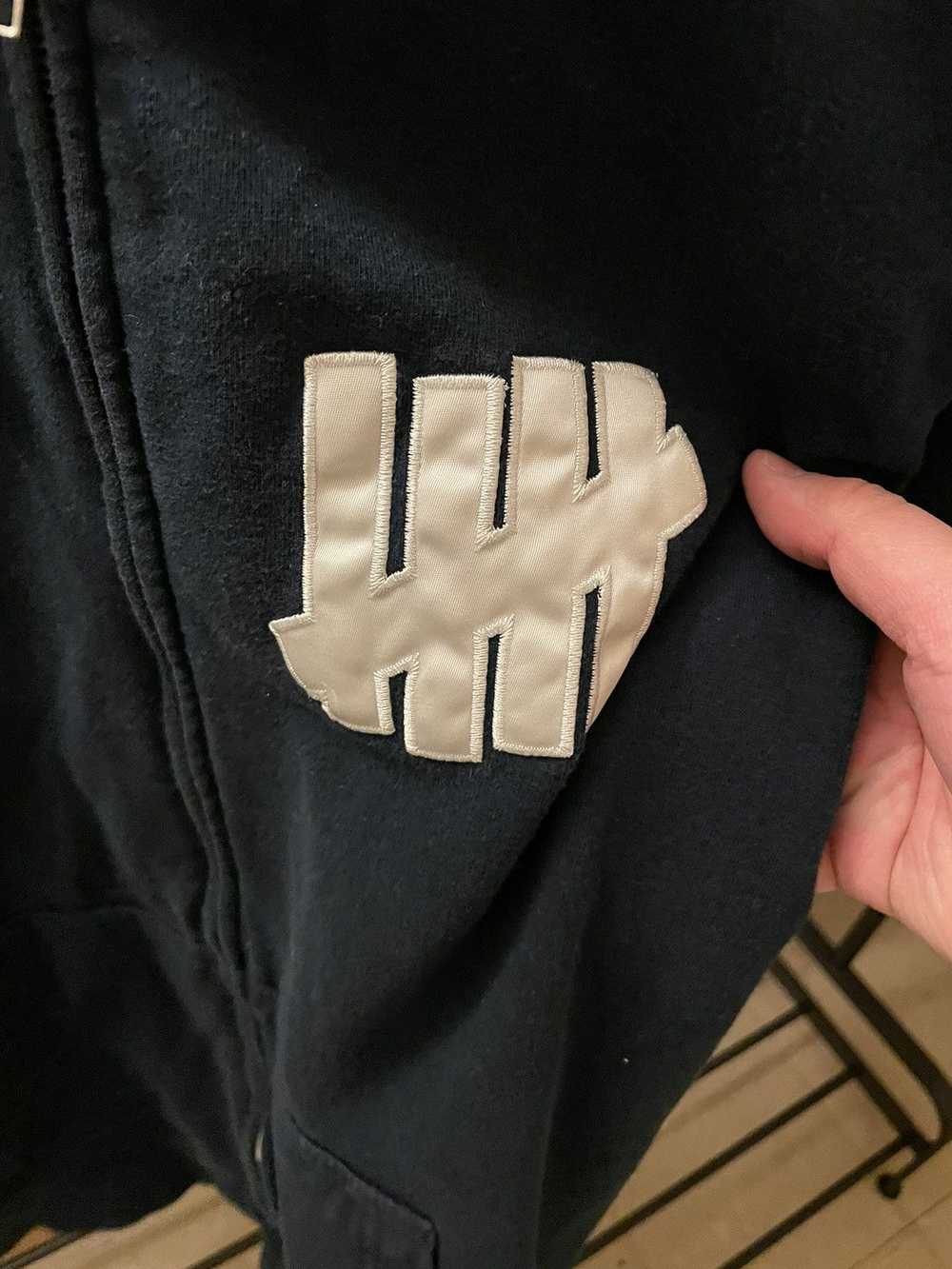 Undefeated Undefeated Zip Up Hoodie Sz M - image 2