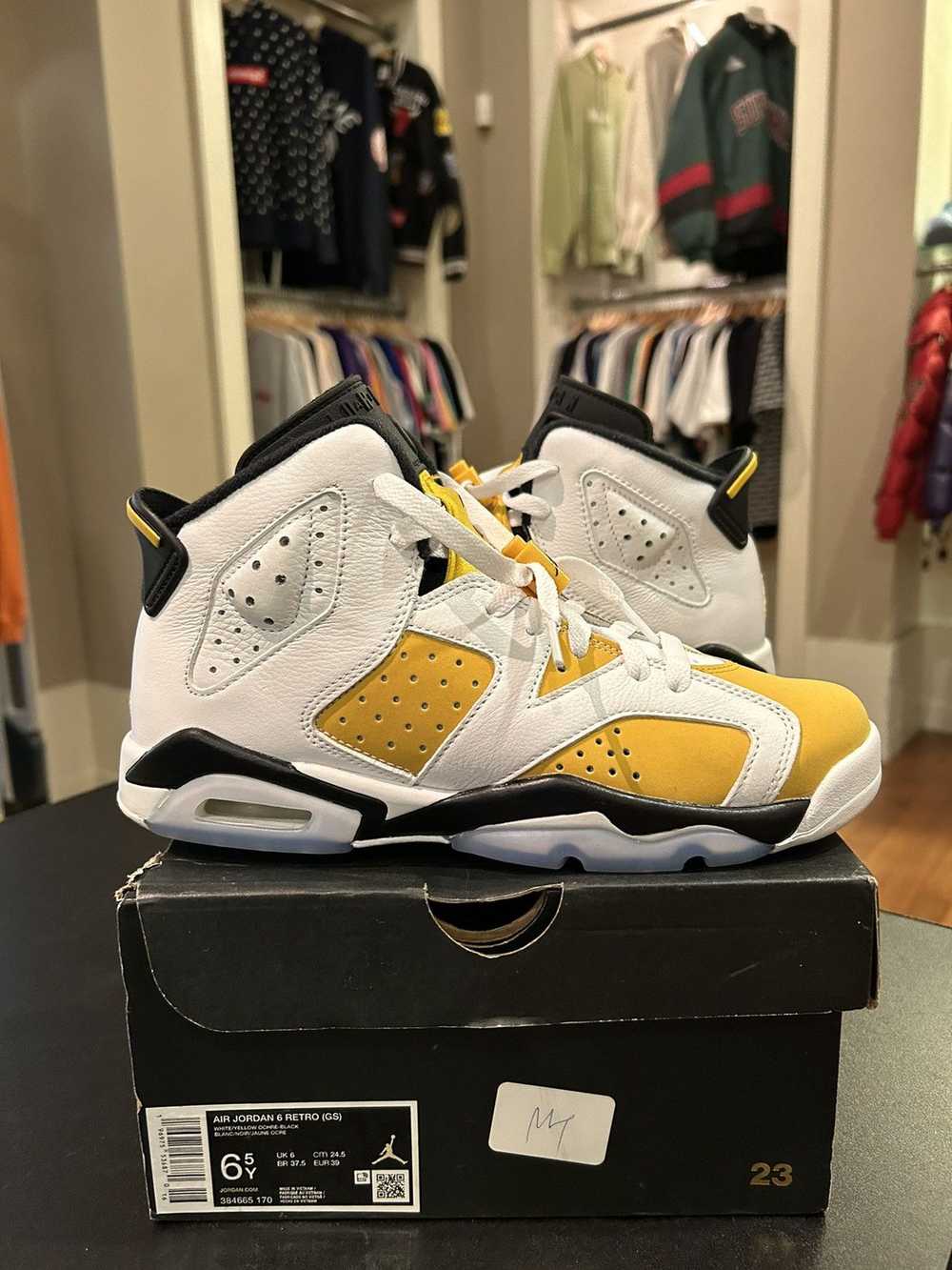 Jordan Brand Jordan 6 Retro Yellow Ochre (GS) - image 2