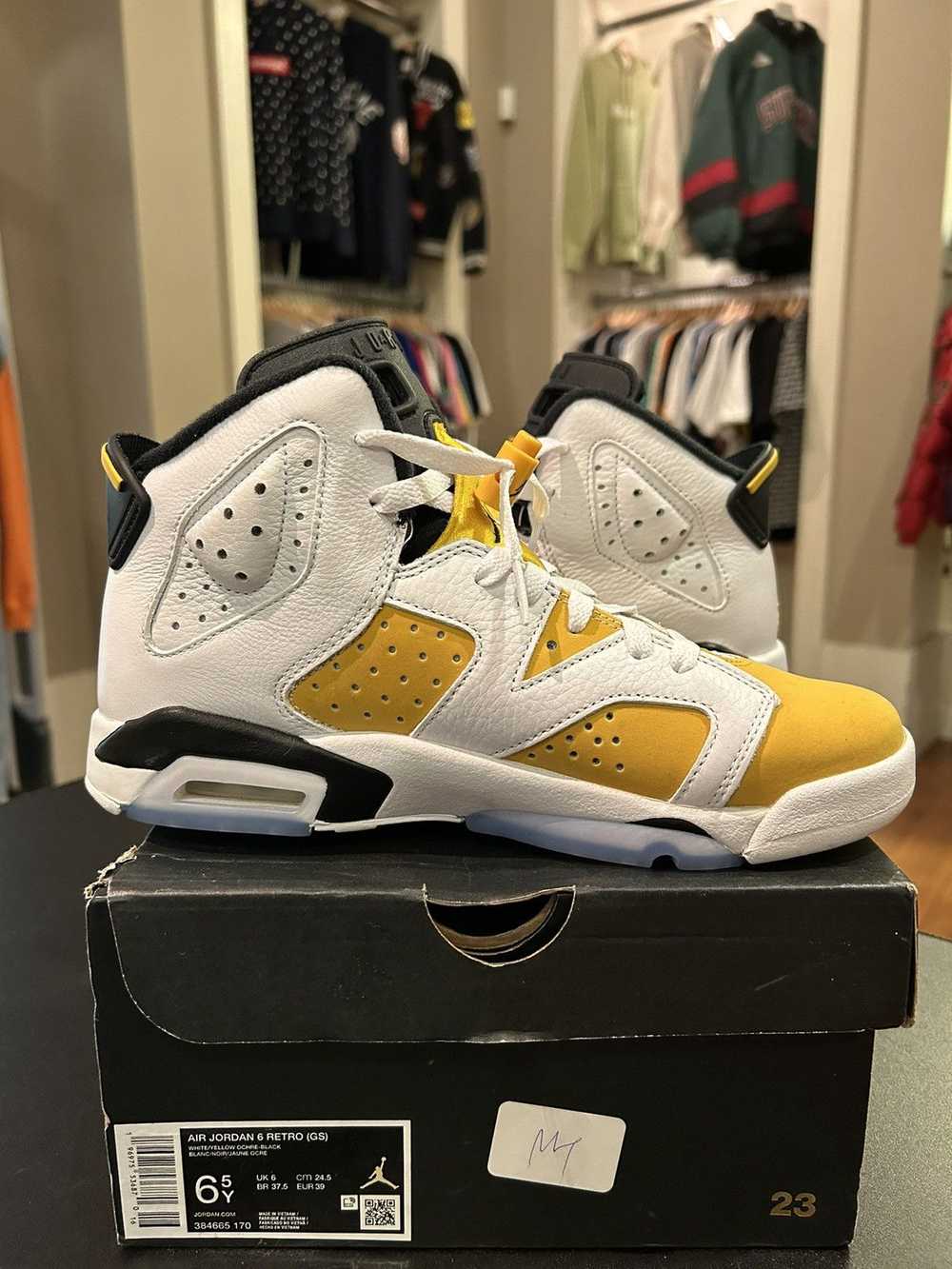 Jordan Brand Jordan 6 Retro Yellow Ochre (GS) - image 4