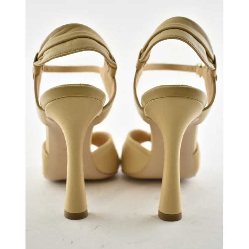 Chanel Leather heels - image 11