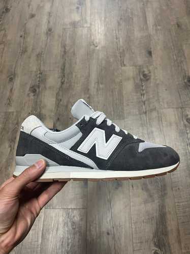 New Balance 996 Trainer in Grey / Multi