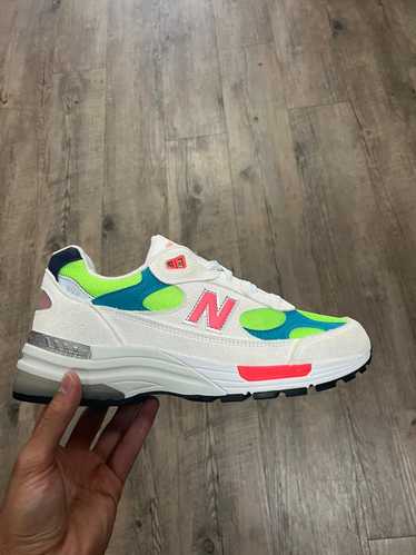 New Balance 992 Trainer in Multicolor