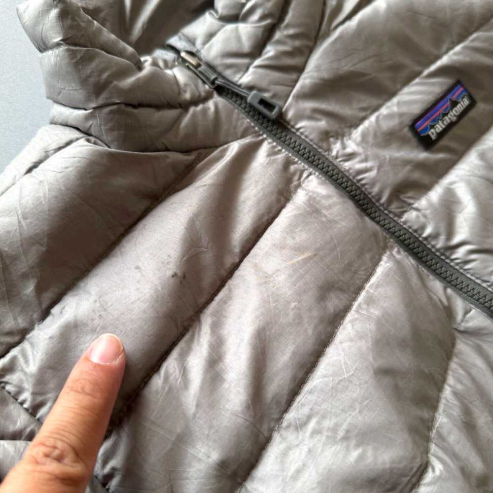 Patagonia Luxurious Gray Insulated Puffer Jacket … - image 4