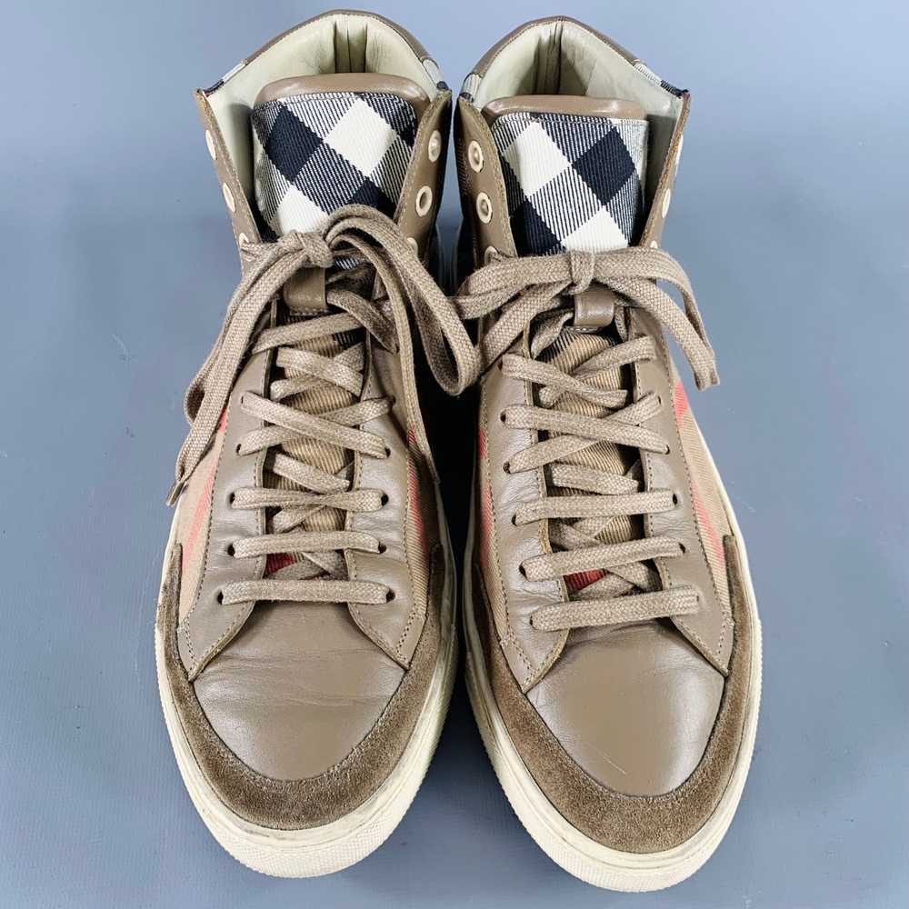 Burberry BURBERRY Size 8 Beige Black Plaid Canvas… - image 4