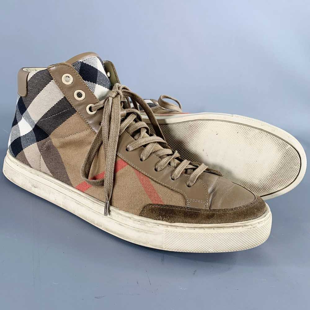 Burberry BURBERRY Size 8 Beige Black Plaid Canvas… - image 5