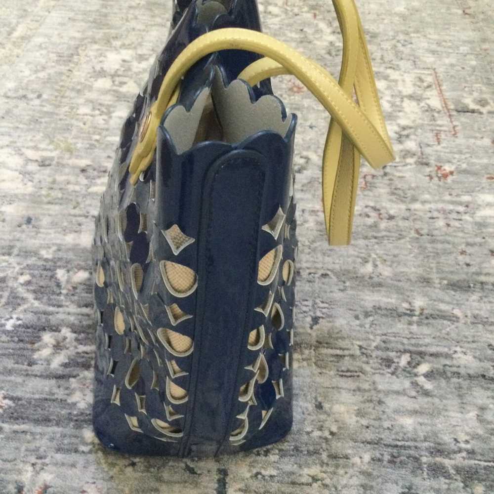 Spartina 449 blue patent leather bag with yellow … - image 3