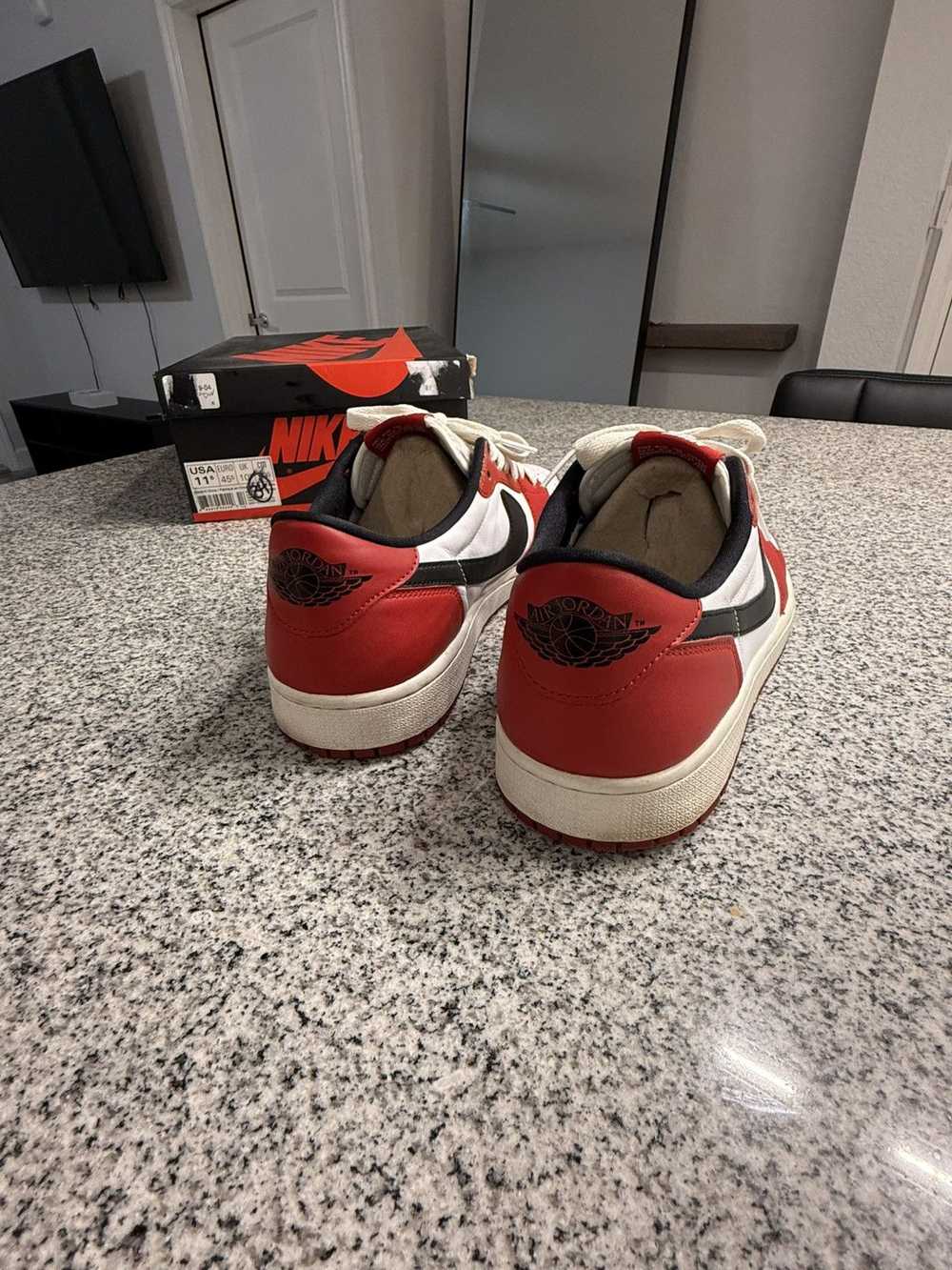 Jordan Brand Jordan 1 Low Chicago 11.5 - image 4