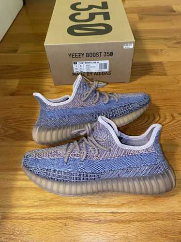 Adidas × Kanye West Yeezy 350 V2