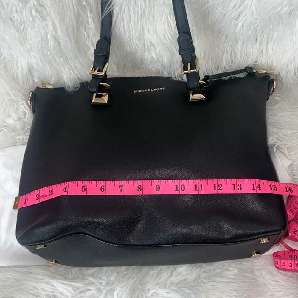 Like New Michael Kors Gorgeous Black Leather Shou… - image 10