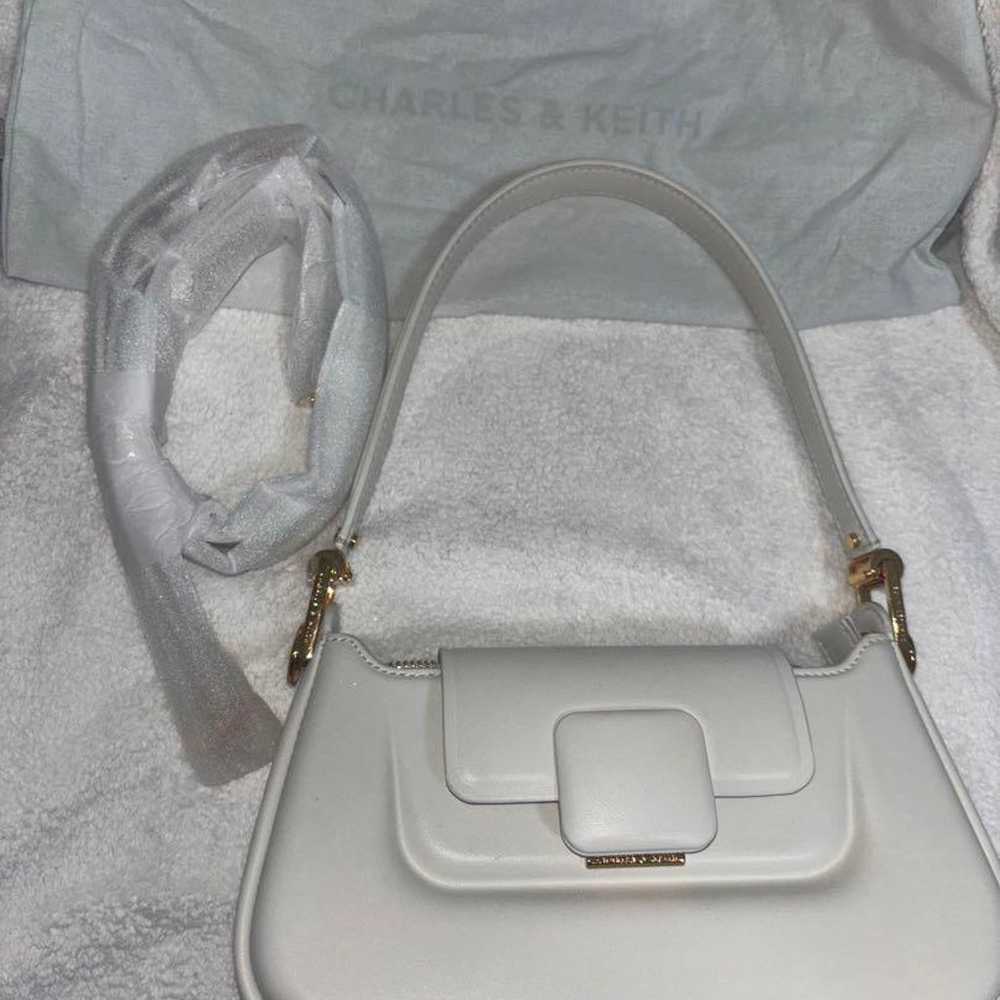 CHARLES & KEITH white handbag with storage bag in… - image 1