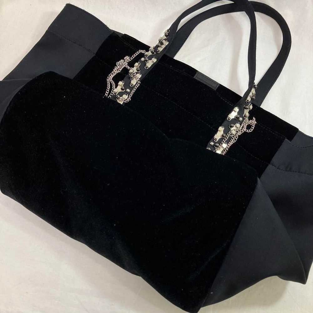 HIROKO KOSHINO ladies handbag in black. - image 10