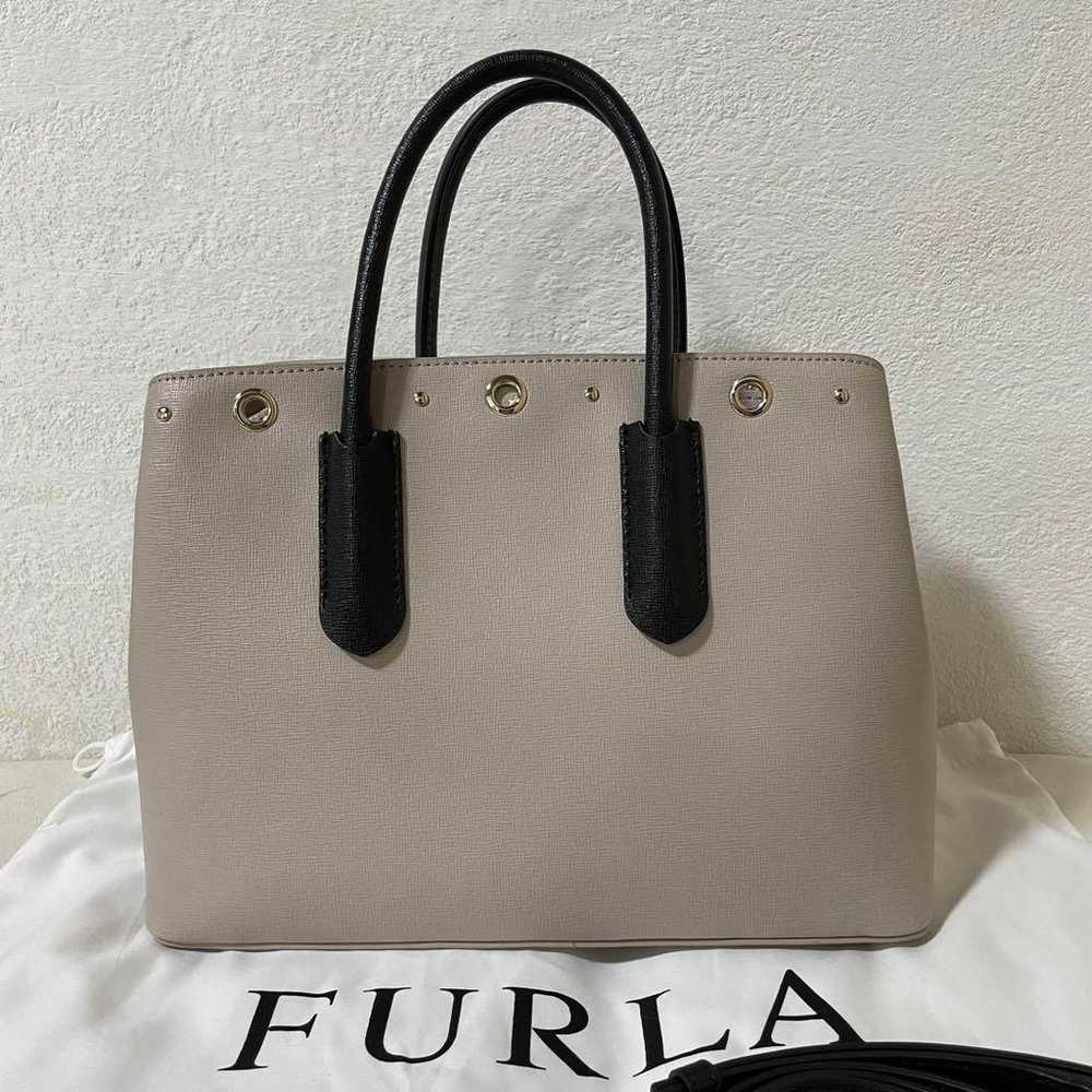 【Excellent Condition】FURLA Handbag 2WAY Leather B… - image 2