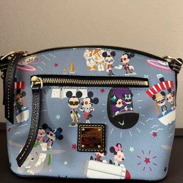 Disney Dooney & Bourke Tonal Retired Mickey Letter Carrier Crossbody Browns store Bag