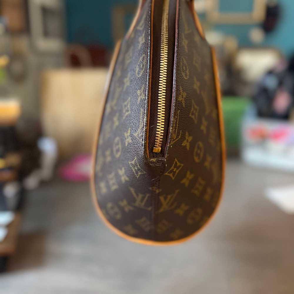 Vintage Louis Vuitton Bag - image 8