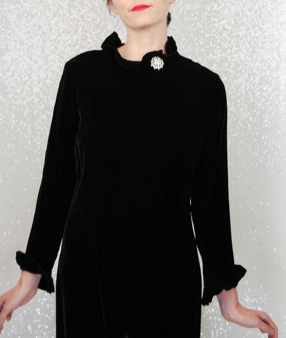 1960s Vintage Black Velvet Ruffled Asymmetrical H… - image 2