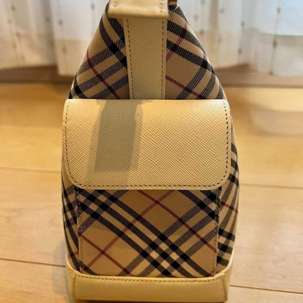 【BURBERRY】Nova Check ★ One Shoulder Handbag (Whit… - image 3