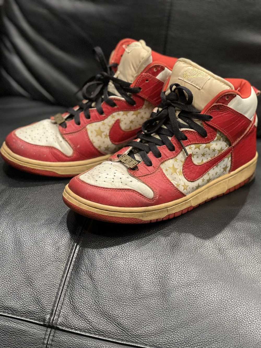 Nike × Supreme Supreme x Dunk High Pro SB Red 2003 - image 2