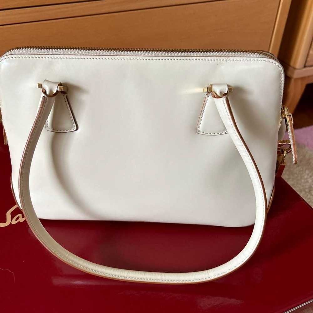 Excellent condition Salvatore Ferragamo handbag - image 5