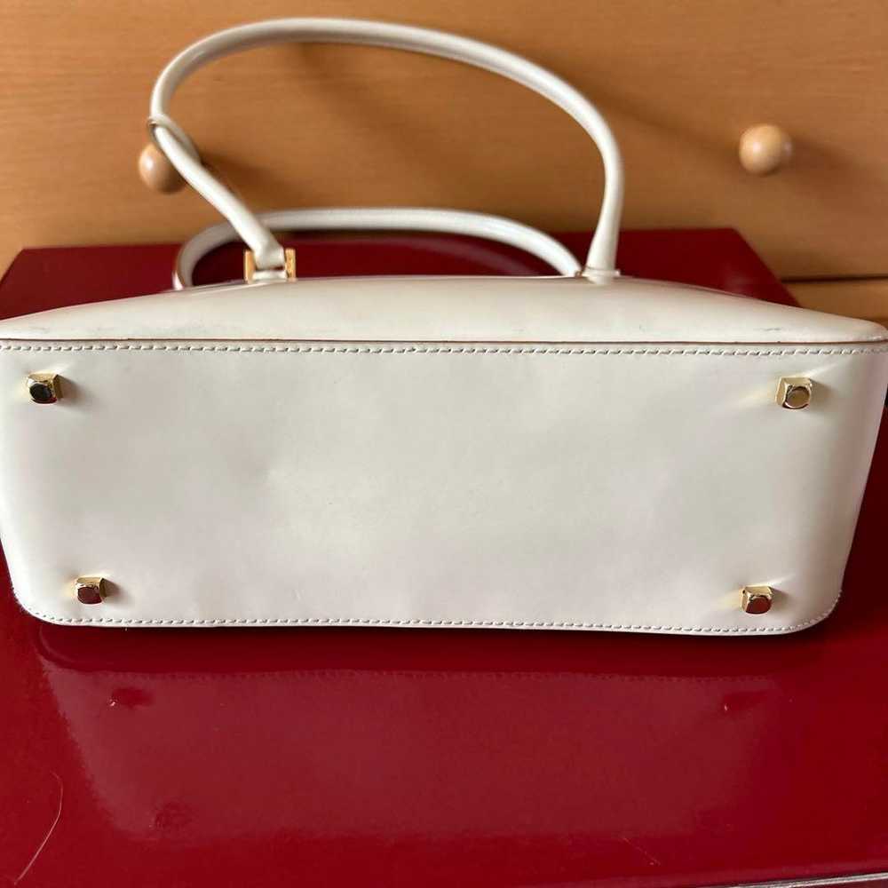 Excellent condition Salvatore Ferragamo handbag - image 8