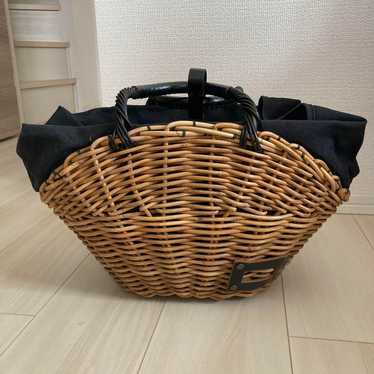 Ebargos, a basket bag. - image 1