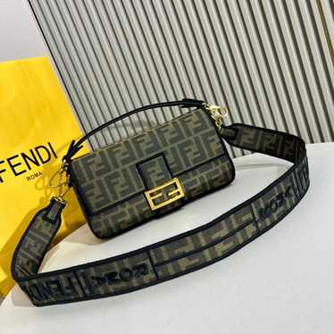 FENDI Classic Zucca Baguette Shoulder Bag w/ Brown