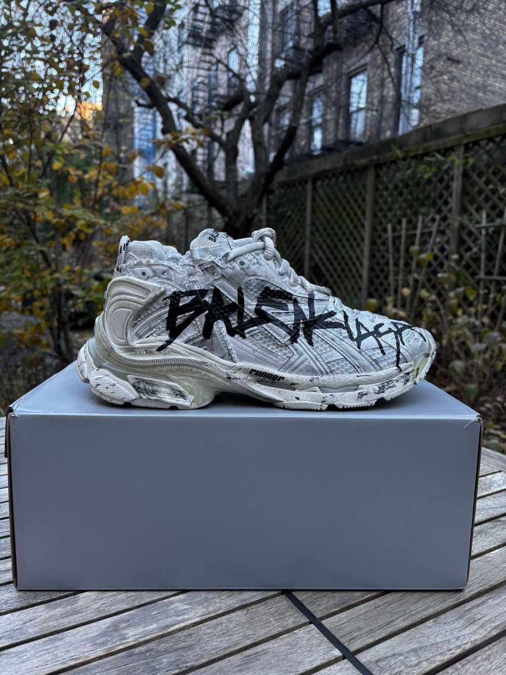 Balenciaga Balenciaga Graffiti Runner Sneaker! - image 2