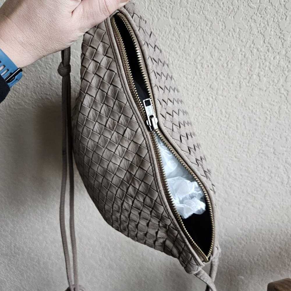 Vintage Bottega Veneta SMALL WOVEN LEATHER INTREC… - image 2