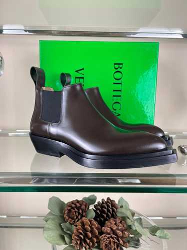 Bottega Veneta Chisel Boots in Osaka Shiny Leather