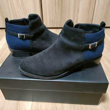 Suede short boots, black, navy, size 22.5cm. - image 1