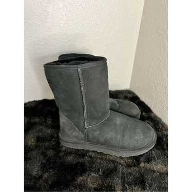 UGG Australia Classic Short Boot Size 8 Black Gen… - image 1