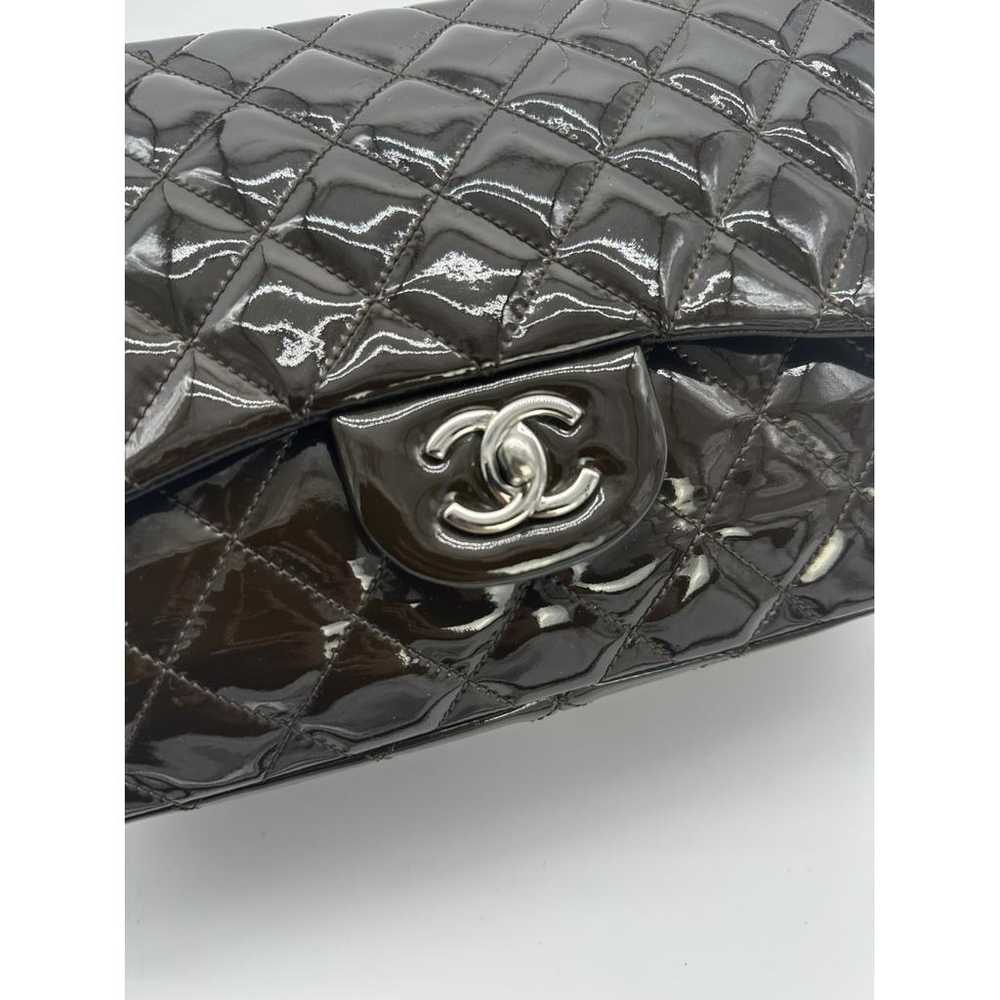 Chanel Timeless/Classique patent leather crossbod… - image 6