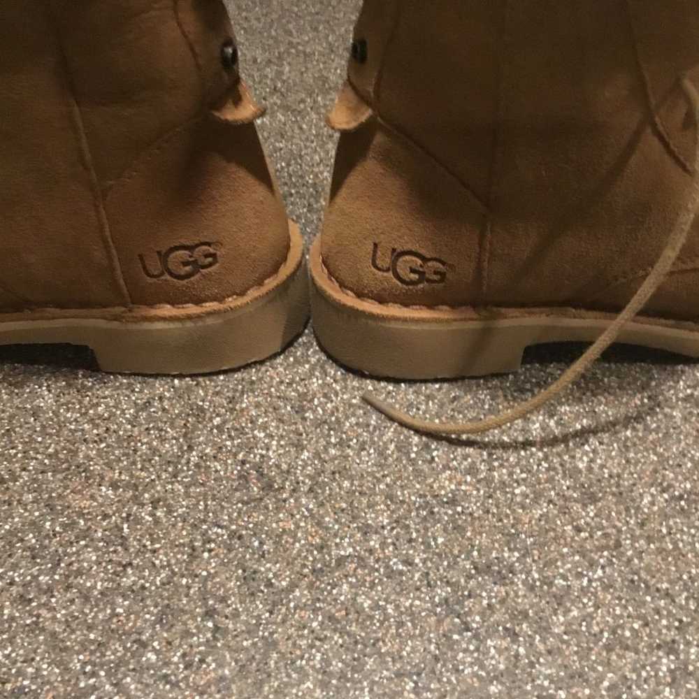 UGG Women’s Quincy Boots Size 5 - image 3