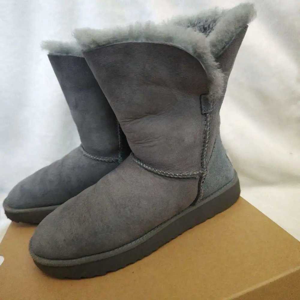 UGG Sheepskin Boots Gray 6 - image 2